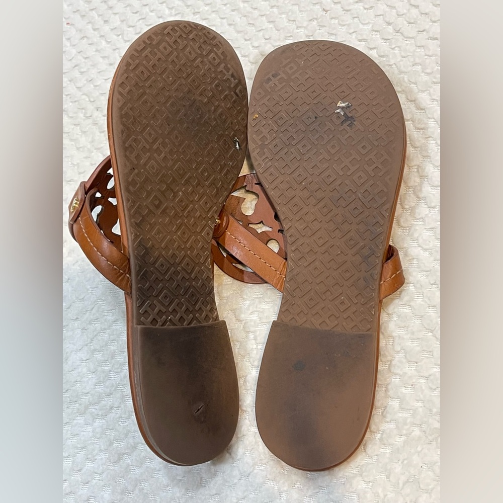 Tory Burch Tan Brown Leather Logo Thong Sandals - Picture 4 of 7